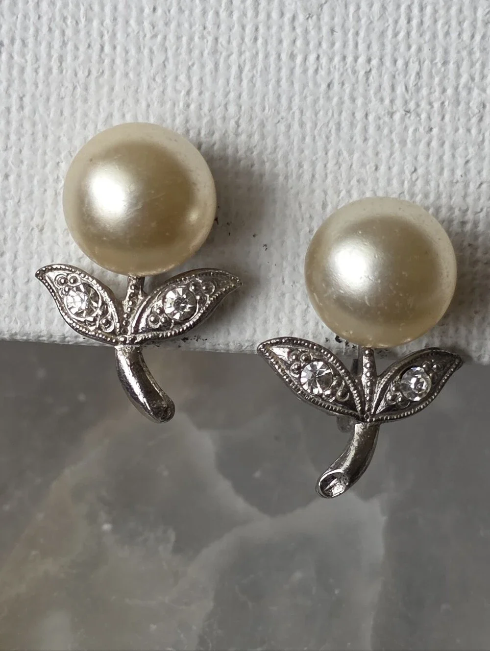 Vintage Sterling Silver Screwback Earrings Faux Pearl And Rhinestone Flower
